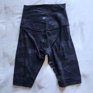 lululemon Align Super-High-Rise Short 10"